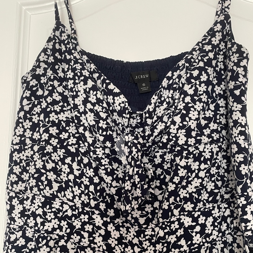 J. Crew Navy and White Tie Front Floral Jumpsuit Size 6 - Picture 3 of 7